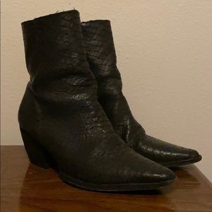 BLACK MATISSE KATY BOOT